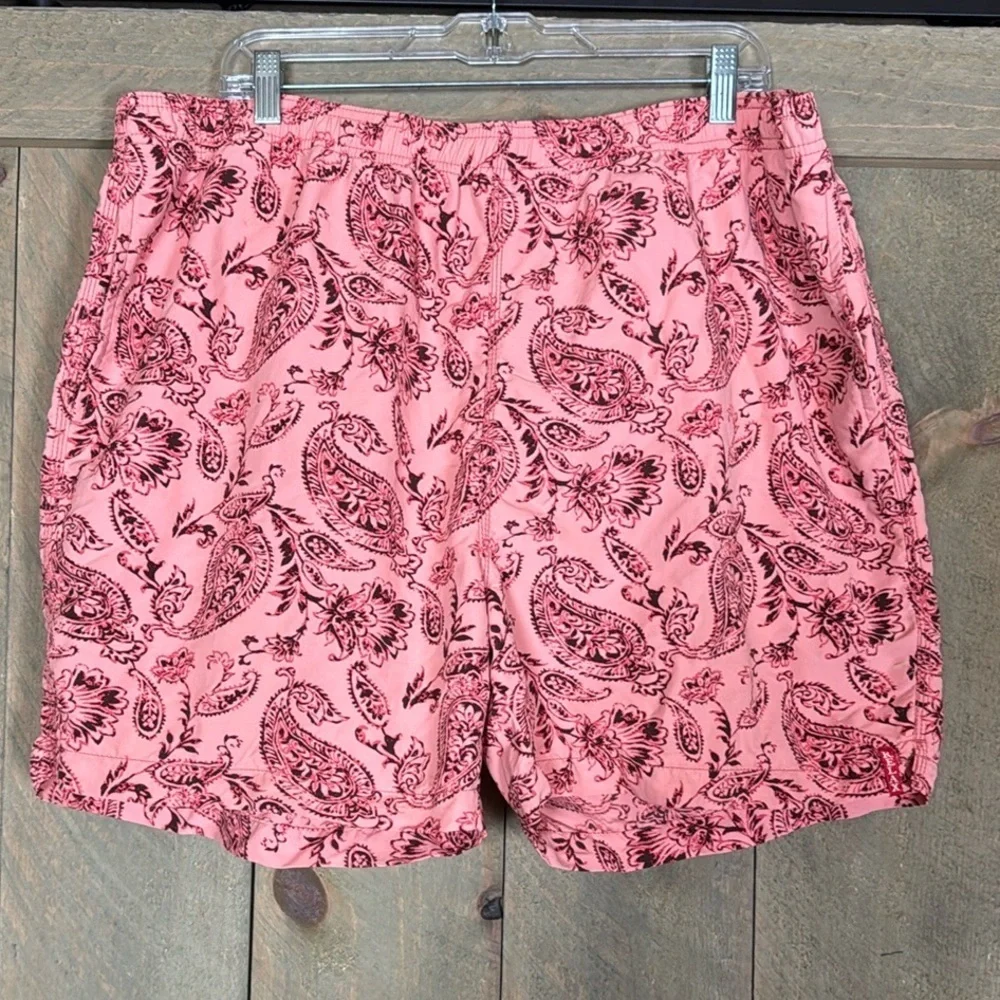 Tommy Bahama Relax coral color swim trunks with paisley print Size XXL